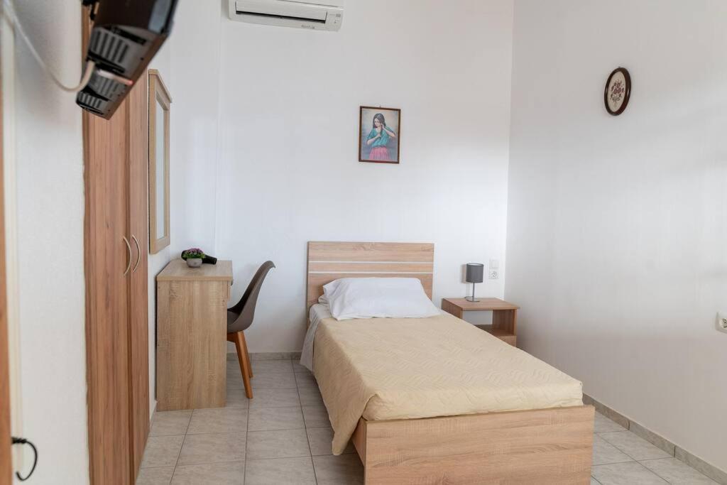 Apartamento Zografia - Charming House Near The Coast Marmari  Exterior foto
